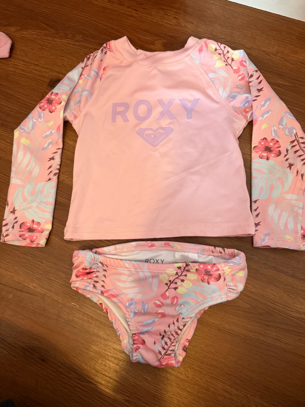 Roxy Pink Floral Long Sleeve Rashguard Set
